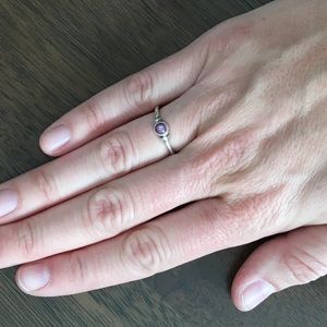 Sweet Simple silver ring w/ purple stone